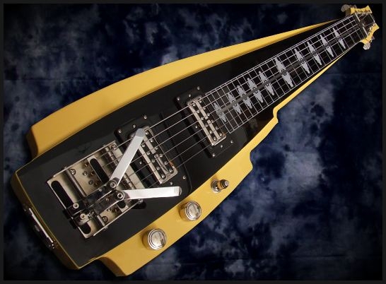 Duesenberg_Pomona_6_Insert