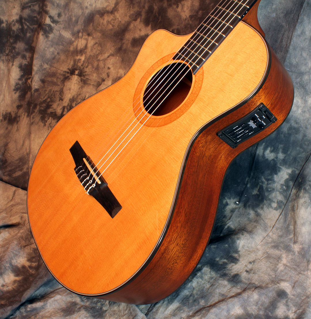 taylor_nylon_lh_front_detail_2