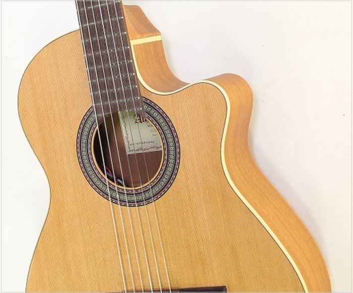 Alhambra Z-Nature CW EZ Student Cutaway Classical | archive.12fret.com