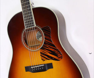    Collings CJ MH A SS SB Short Scale Steel String Guitar Sunburst, 2008