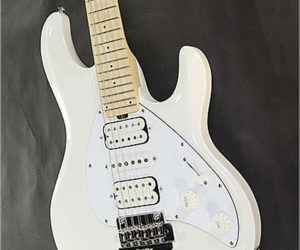   Ernie Ball Music Man Silhouette White, 2017