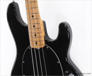   Ernie Ball Music Man StingRay Classic 4 Black, 2014