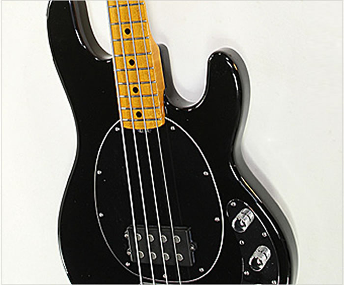 Ernie Ball Music Man Stingray Classic 4 Bass Black 2012 | www