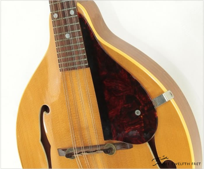 Gibson A40 Mandolin Natural, 1957 | archive.12fret.com