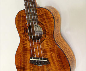  Kanile'a Koa Custom Tenor Ukulele, 2007