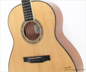    Larrivee L-05 Spruce and Mahogany Natural, 1994