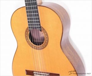   Larrivee Long Scale Classical Natural Finish, 1975