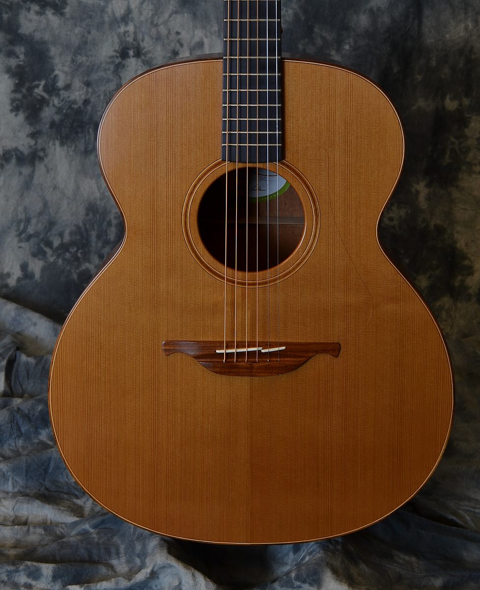 Lowden 010 1999 | archive.12fret.com